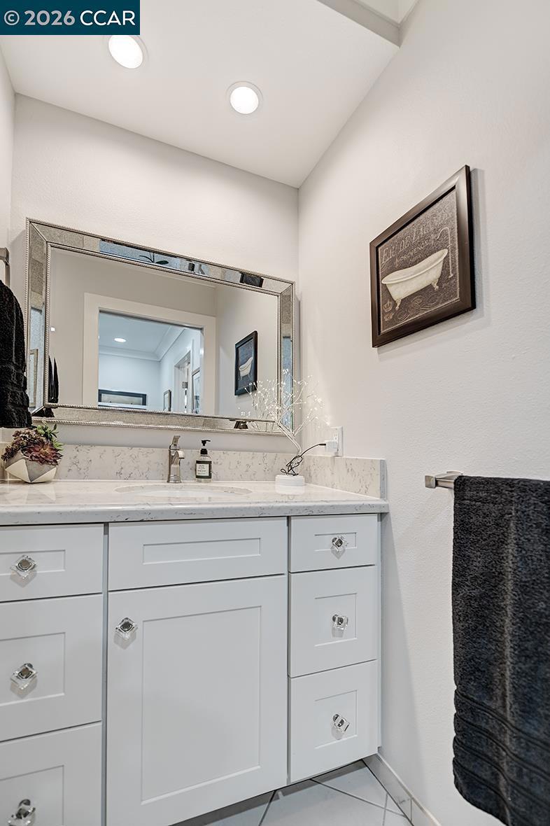 1124 Oakmont Dr 2 Property Photo 37