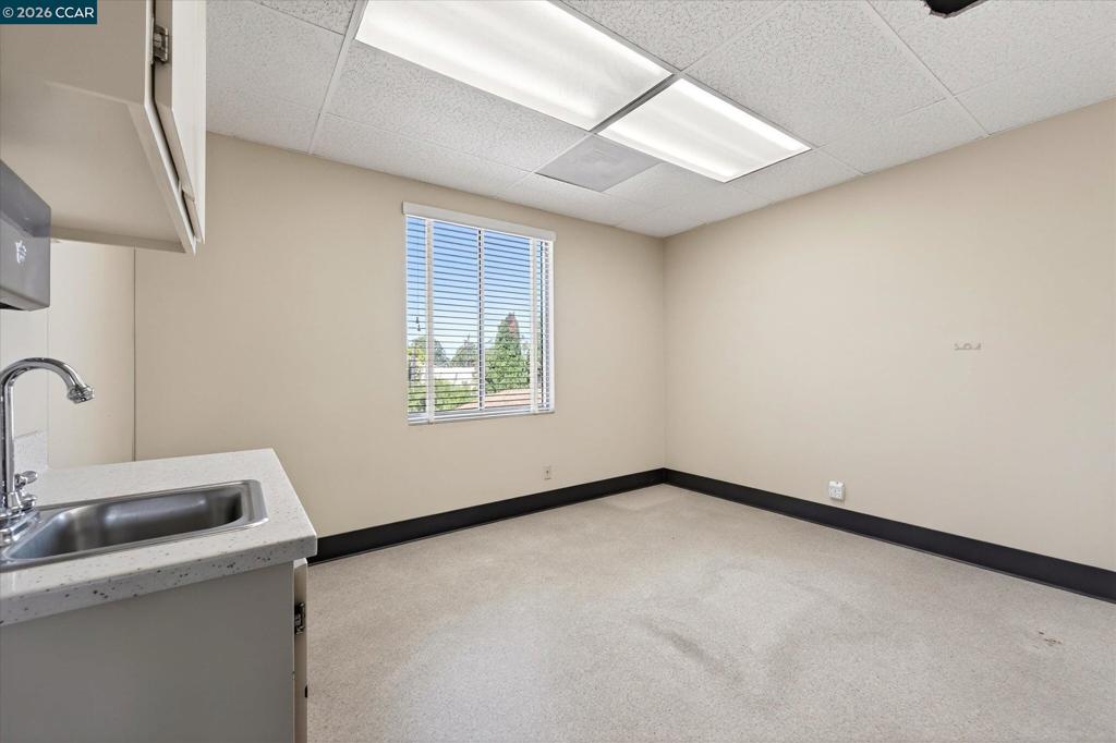 6433 Fairmount Property Photo 18