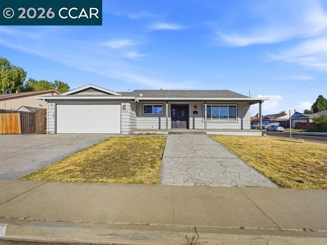 200 Tanganyka Ct Property Photo 4