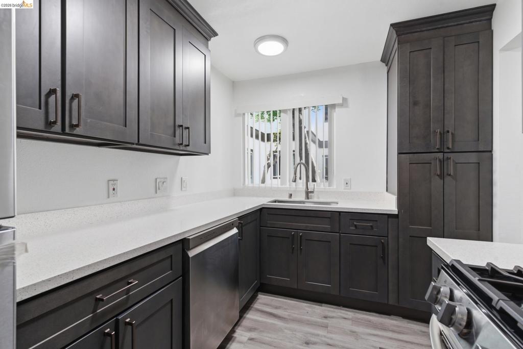 1640 23rd St Property Photo 6