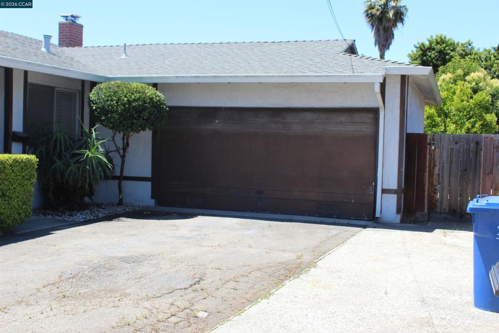 36305 Colbert Pl Property Photo 2