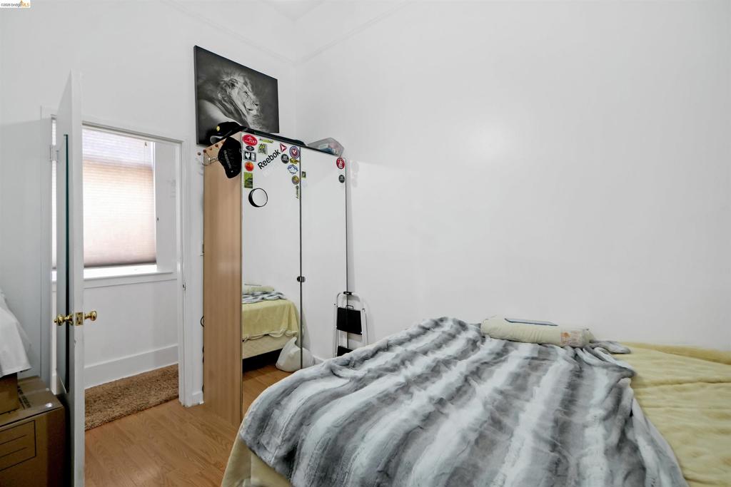 2654 2656 Bush St Property Photo 43