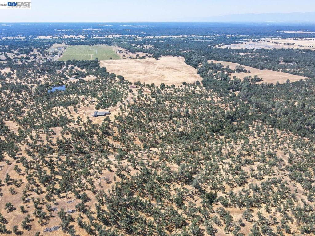 18490 Gas Point Rd Property Photo 2