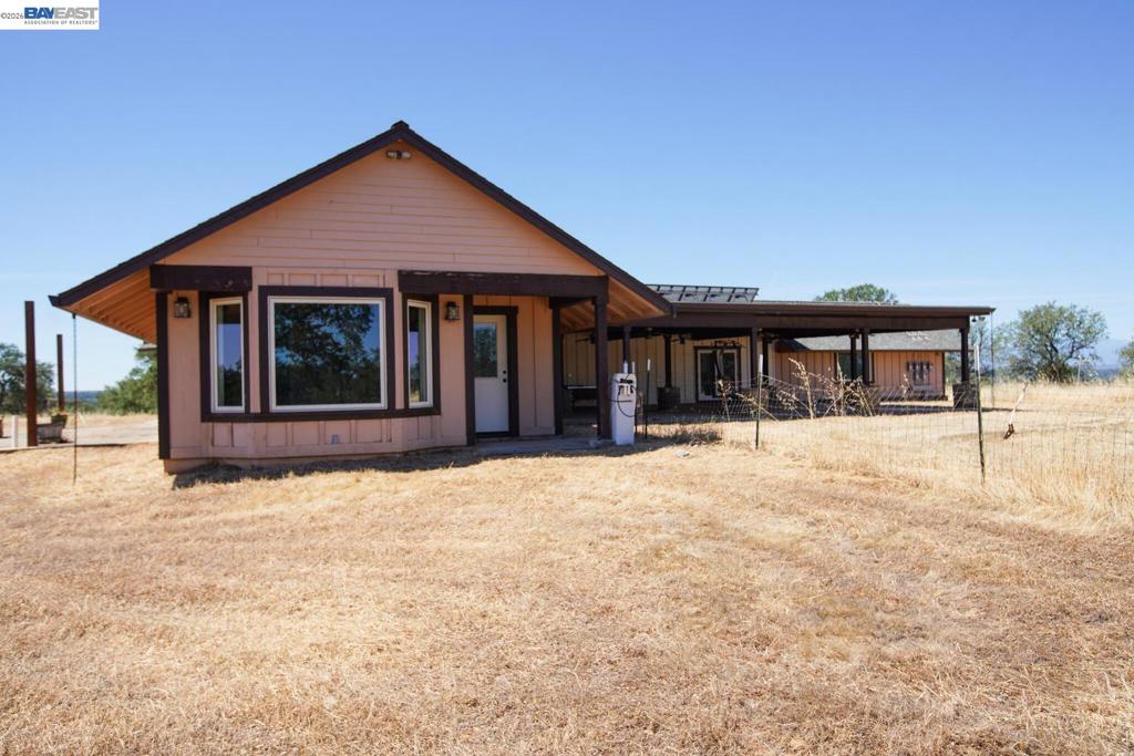 18490 Gas Point Rd Property Photo 10
