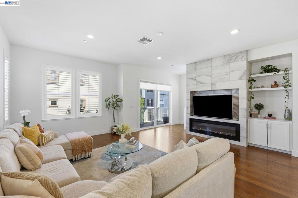 7240 Carneros Ln Property Photo 3