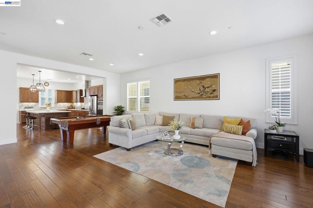 7240 Carneros Ln Property Photo 4