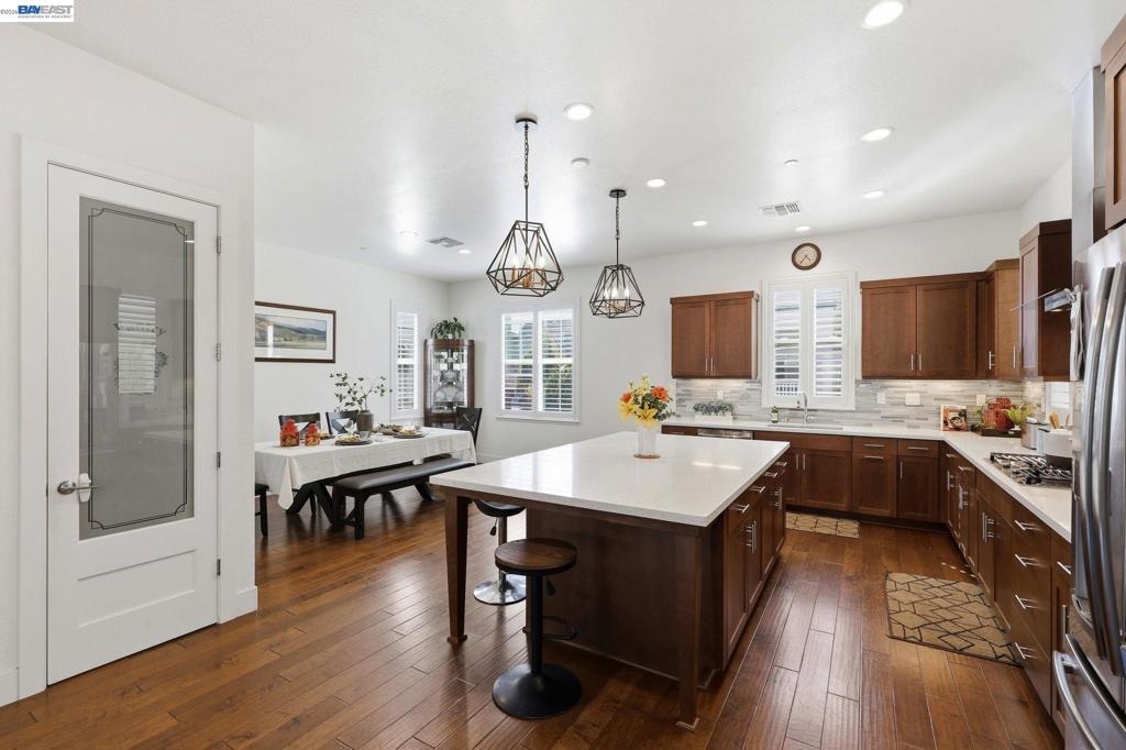 7240 Carneros Ln Property Photo 9