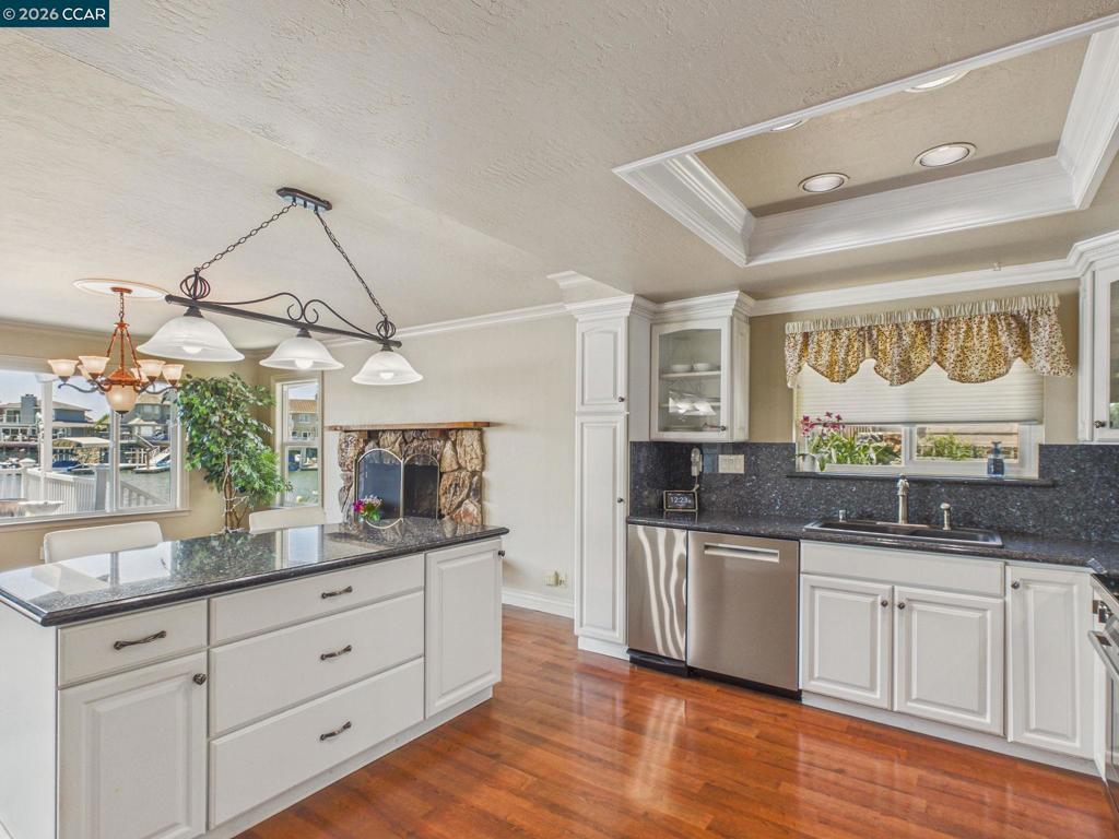4910 Cabrillo Pt Property Photo 12