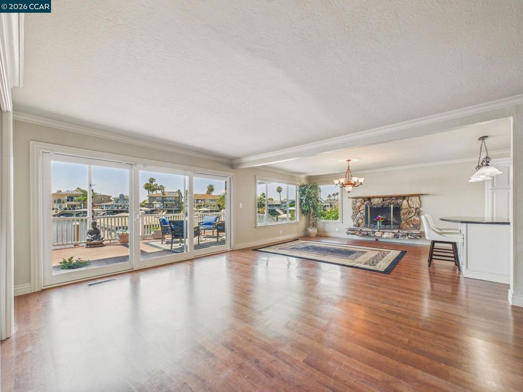 4910 Cabrillo Pt Property Photo 18