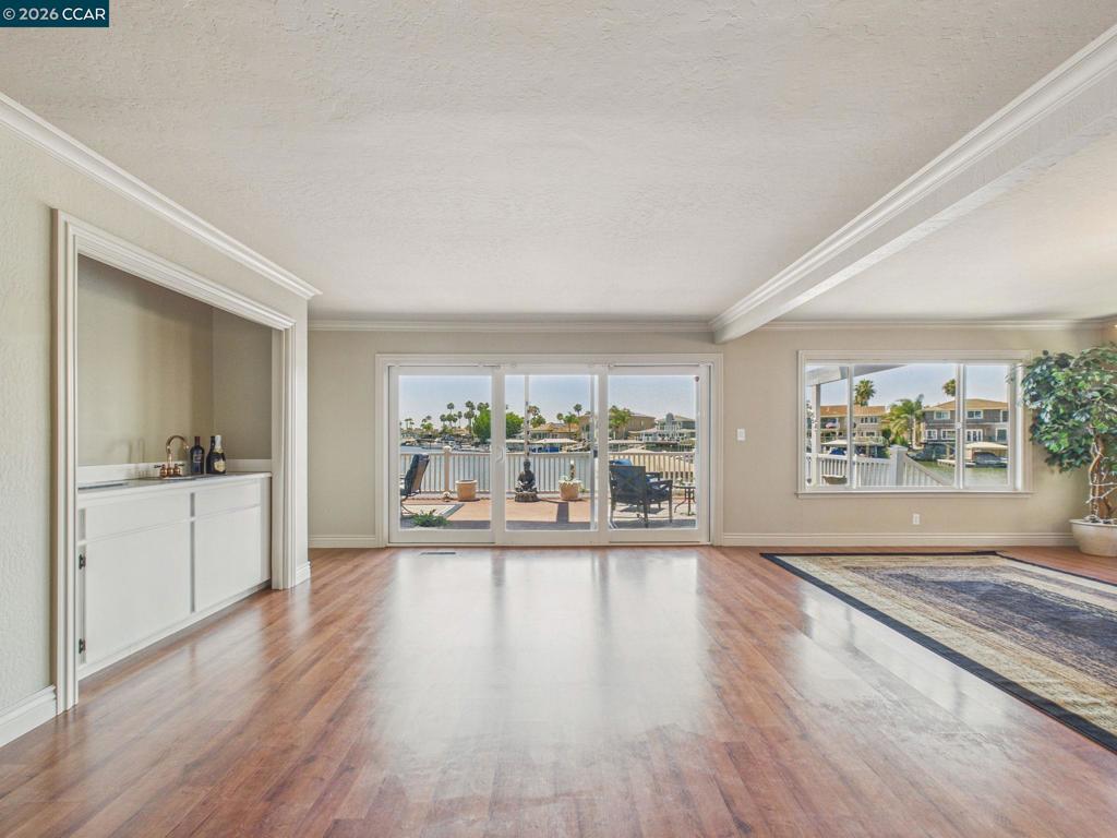 4910 Cabrillo Pt Property Photo 19