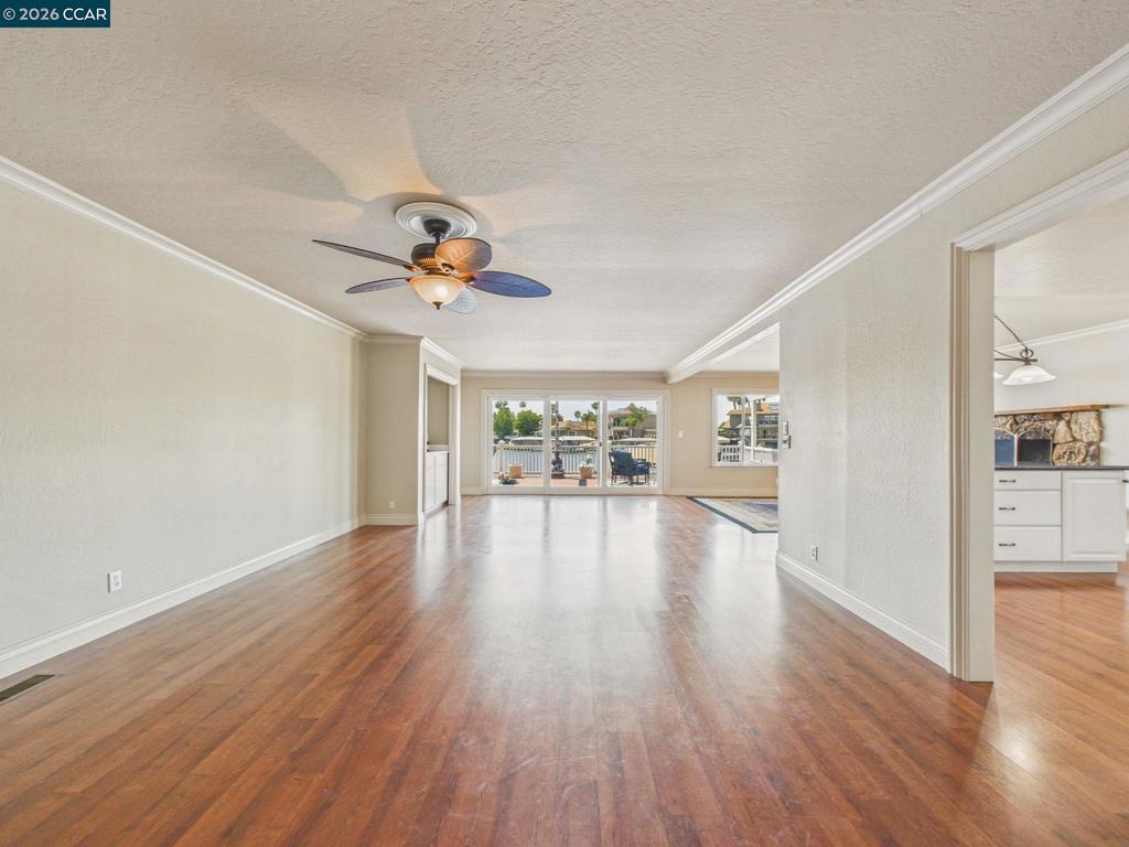 4910 Cabrillo Pt Property Photo 22