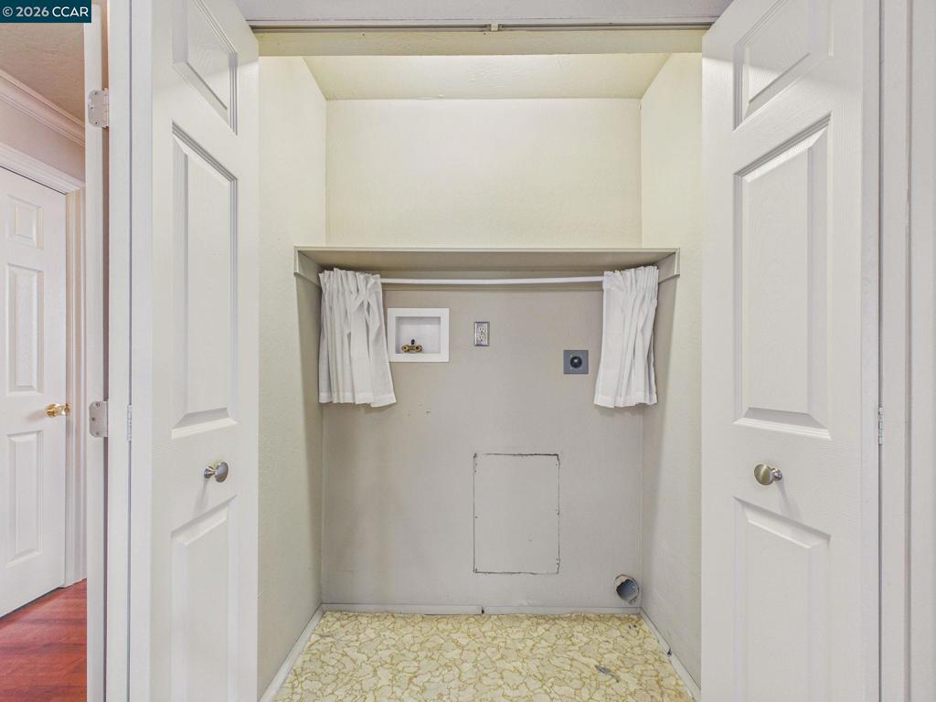 4910 Cabrillo Pt Property Photo 51