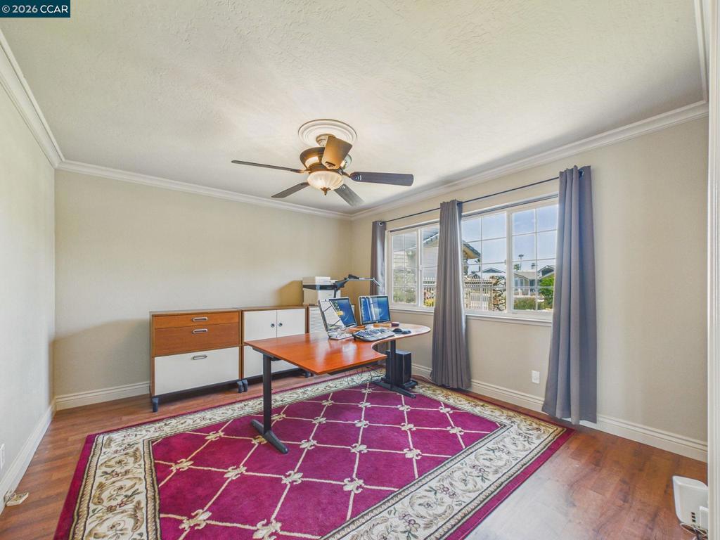 4910 Cabrillo Pt Property Photo 54