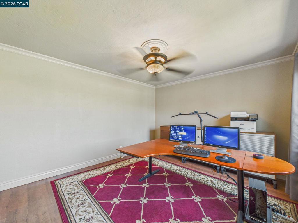 4910 Cabrillo Pt Property Photo 55