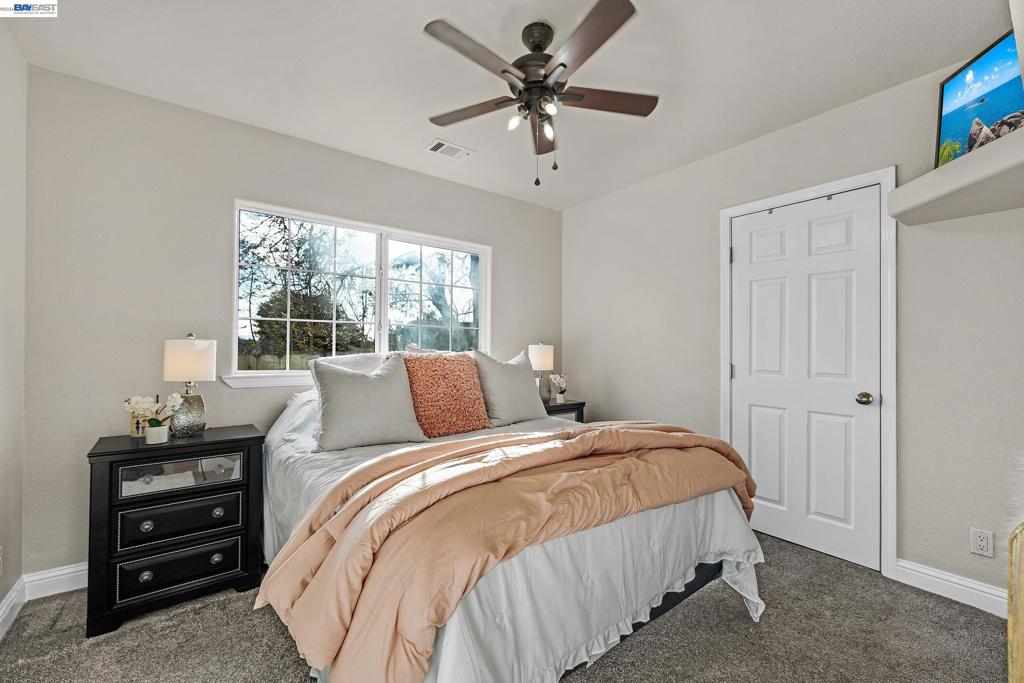 337 I St Property Photo 14