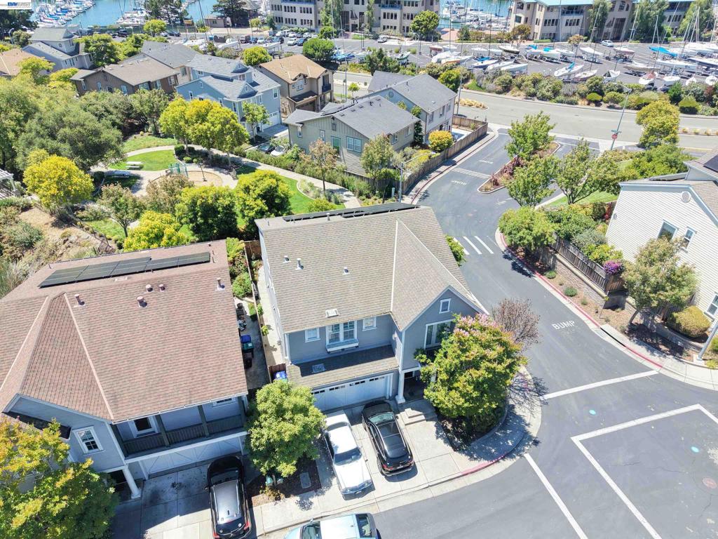 200 Seapoint Pl Property Photo 1