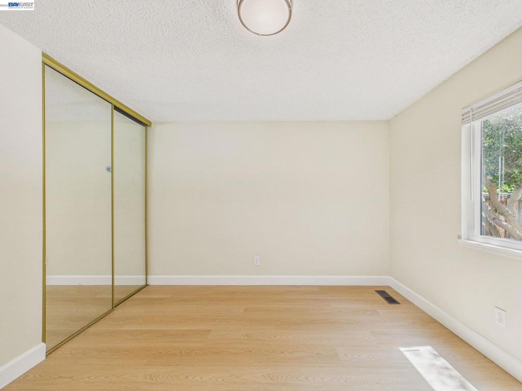 1546 Ohara Ct Property Photo 25