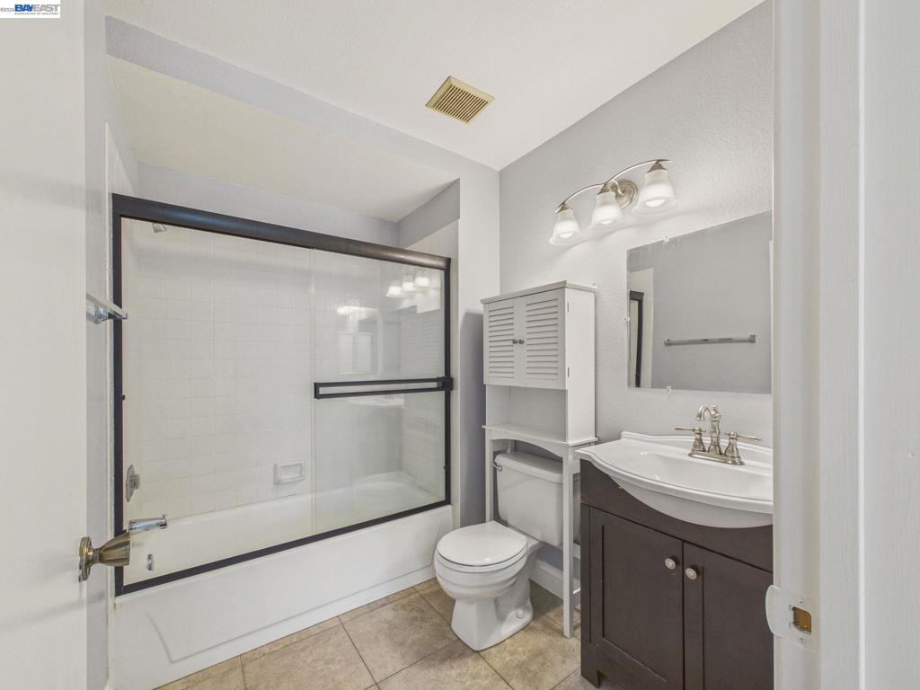1546 Ohara Ct Property Photo 40