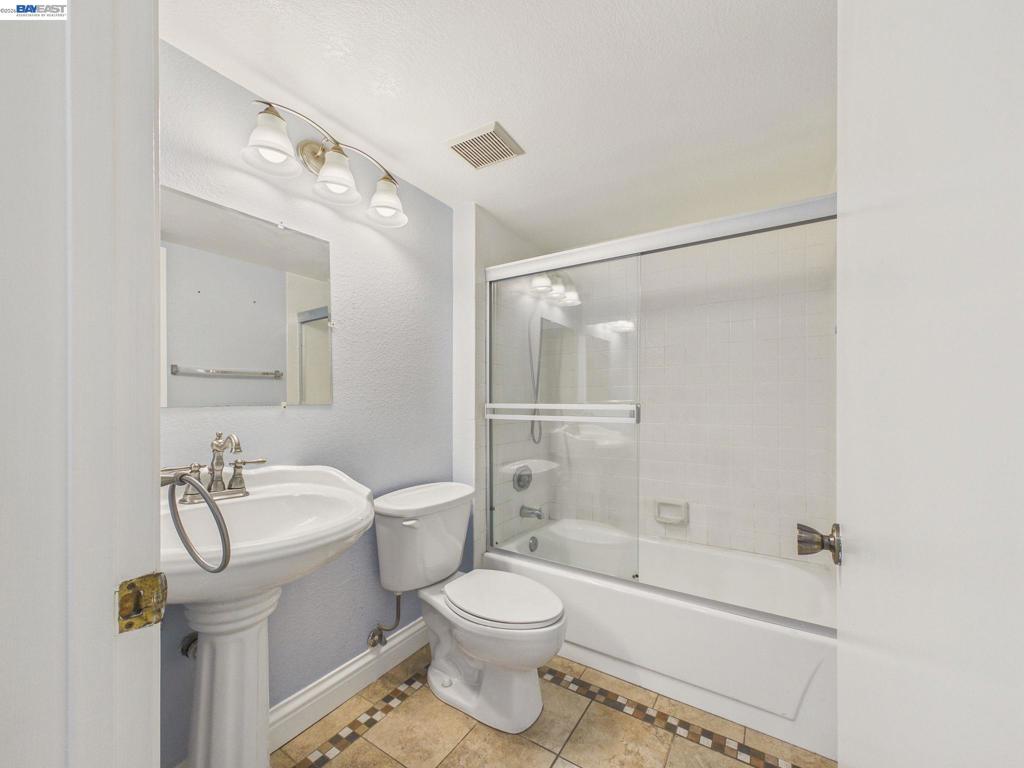 1546 Ohara Ct Property Photo 41