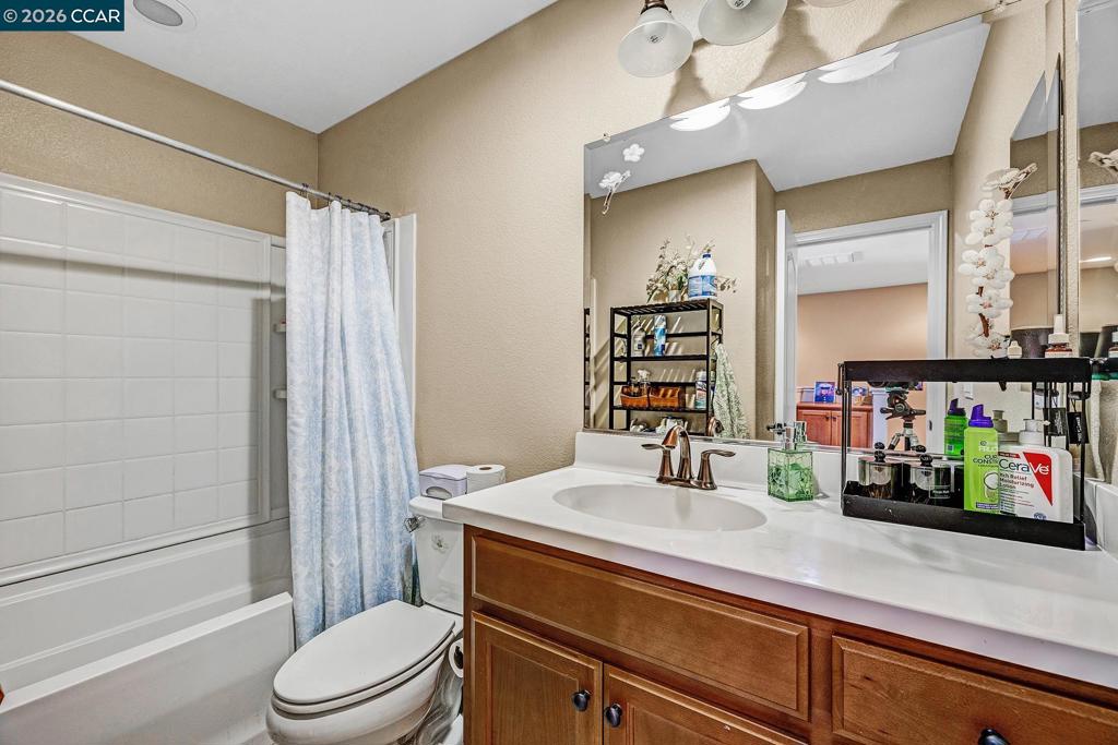 108 Arcangel Way Property Photo 24