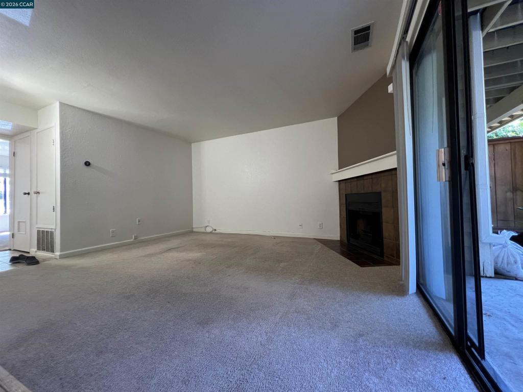 765 Center Ave Property Photo 14