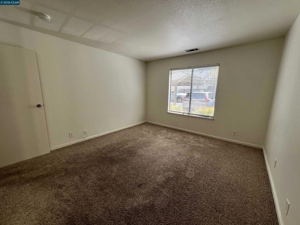 765 Center Ave Property Photo 15