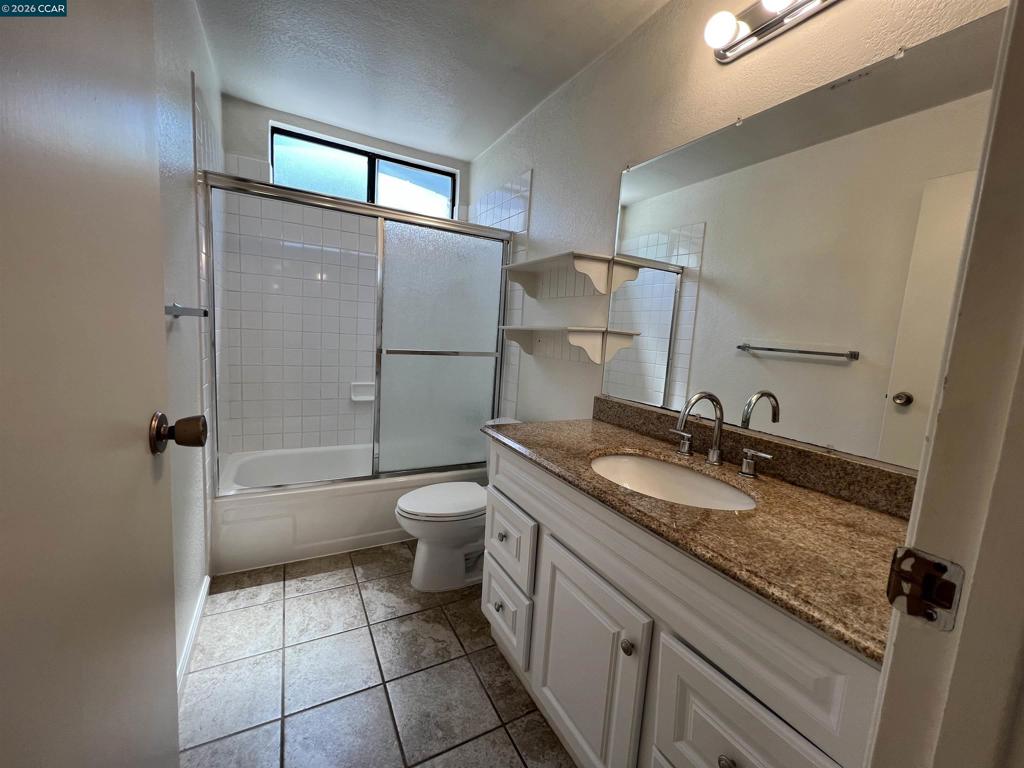 765 Center Ave Property Photo 19