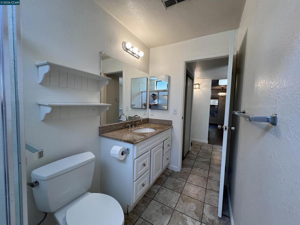 765 Center Ave Property Photo 20