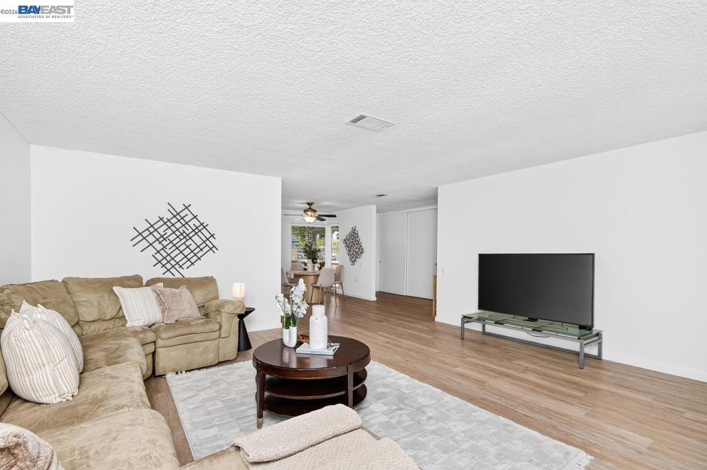 1418 Bluebell Dr Property Photo 23
