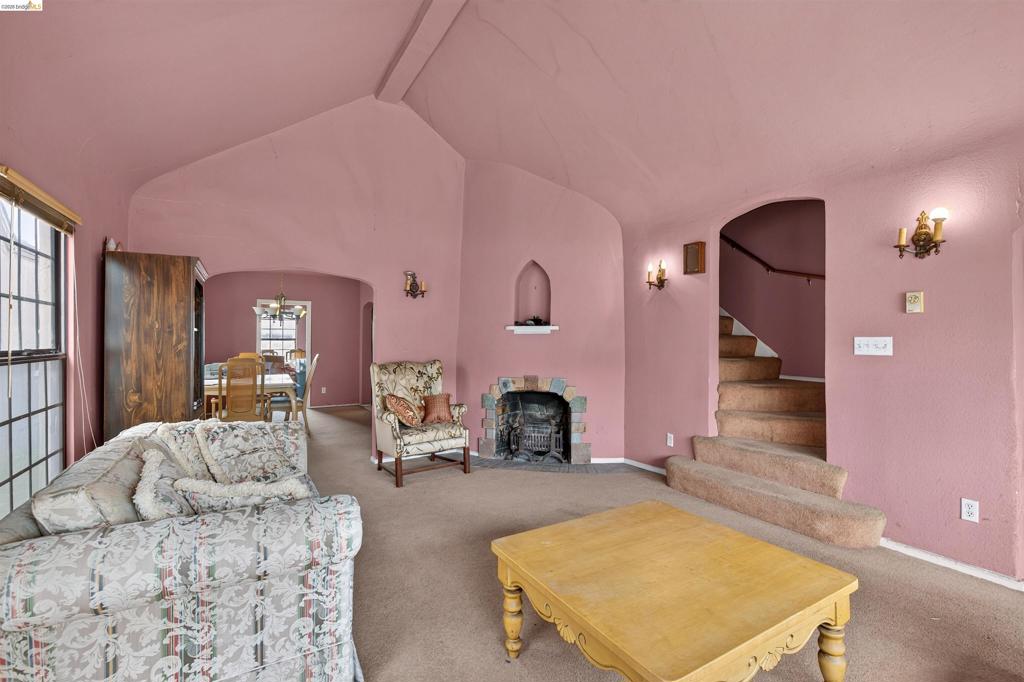 1814 105th Ave Property Photo 8