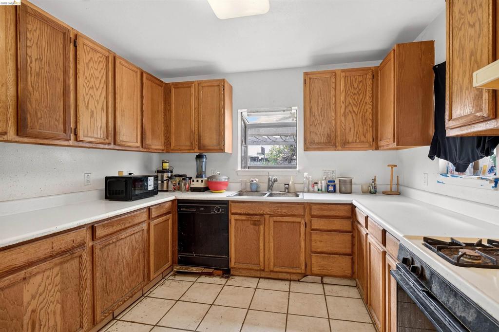 1814 105th Ave Property Photo 13