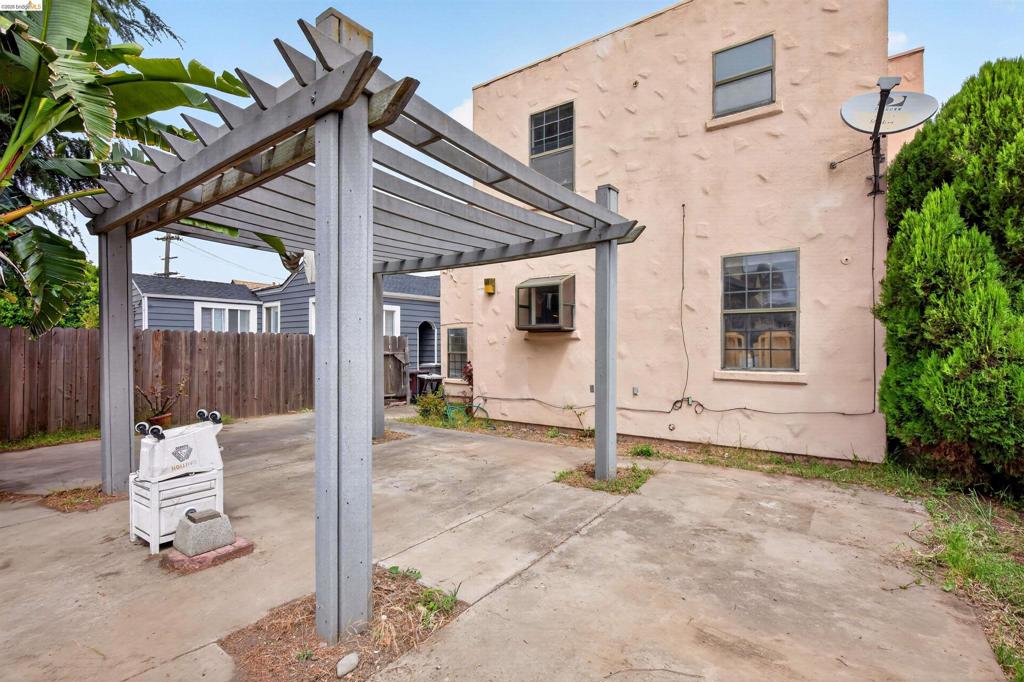 1814 105th Ave Property Photo 28
