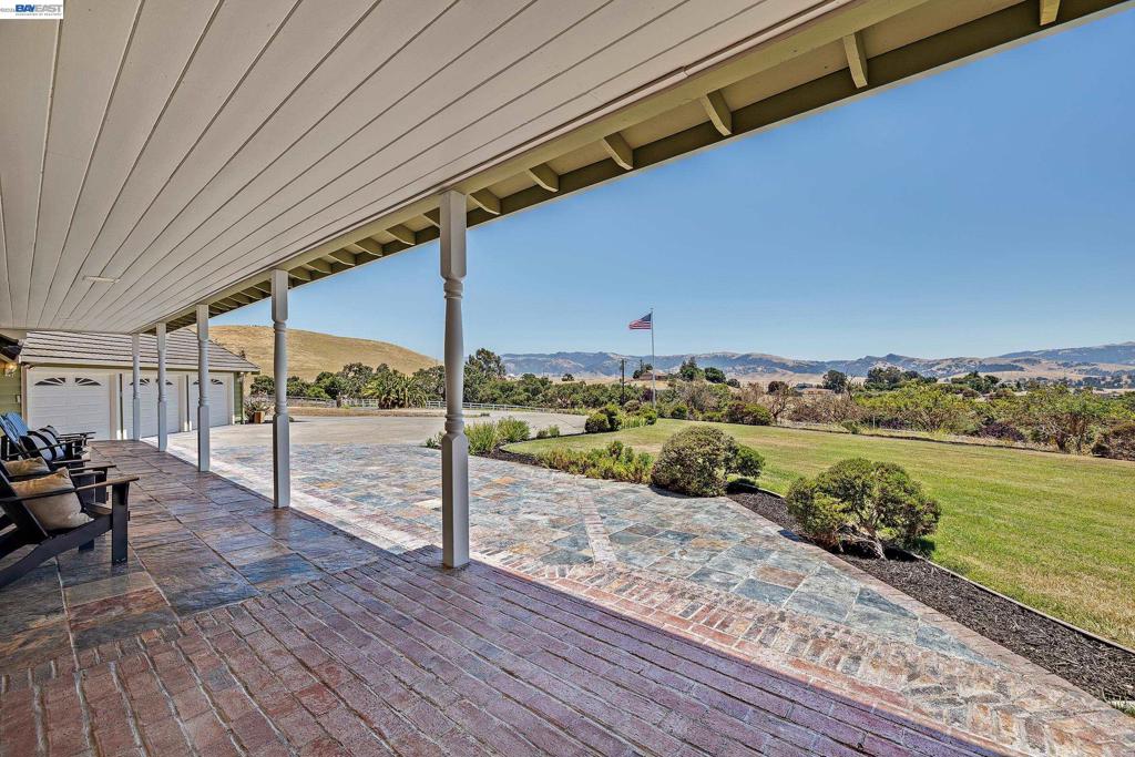 3343 Little Valley Rd Property Photo 9