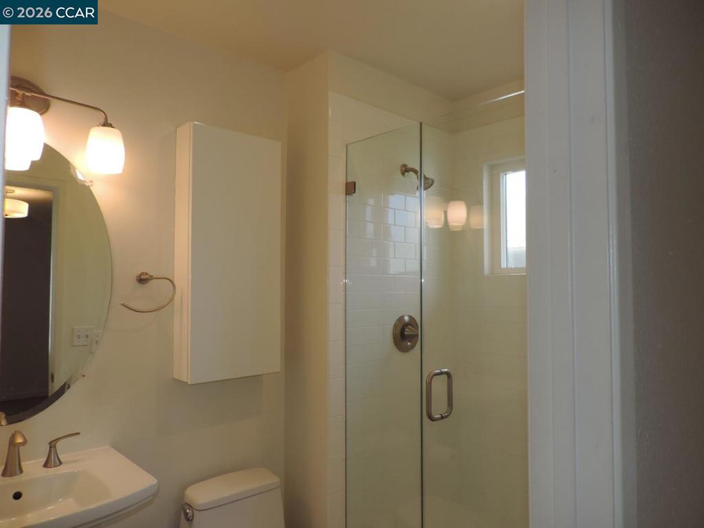 1725 Liberty # 10 Property Photo 13