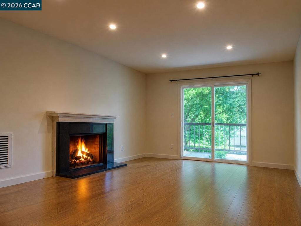 1725 Liberty # 10 Property Photo 28