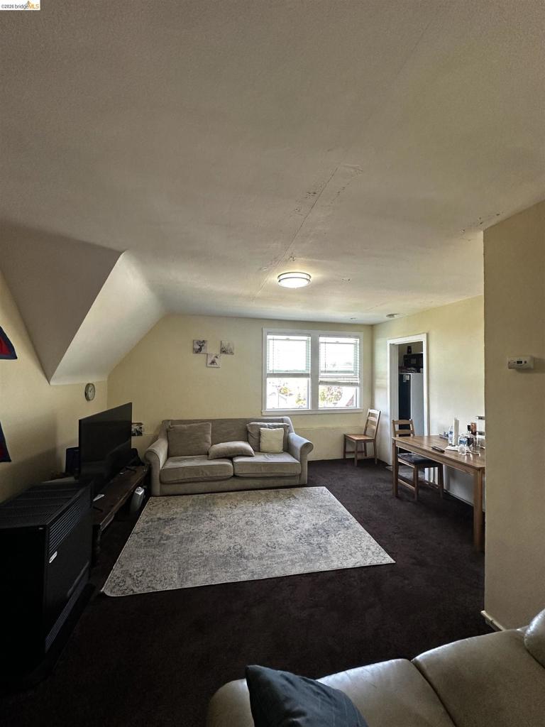 1746 10th Ave Property Photo 15