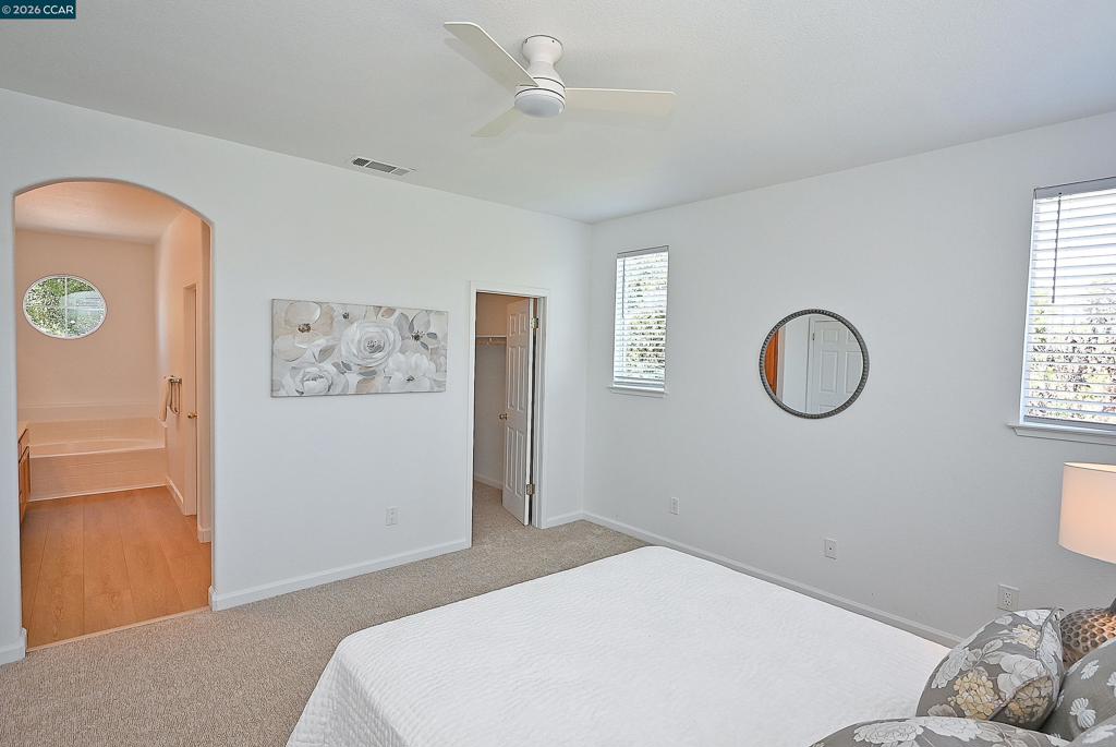 104 Johnson Ln Property Photo 8