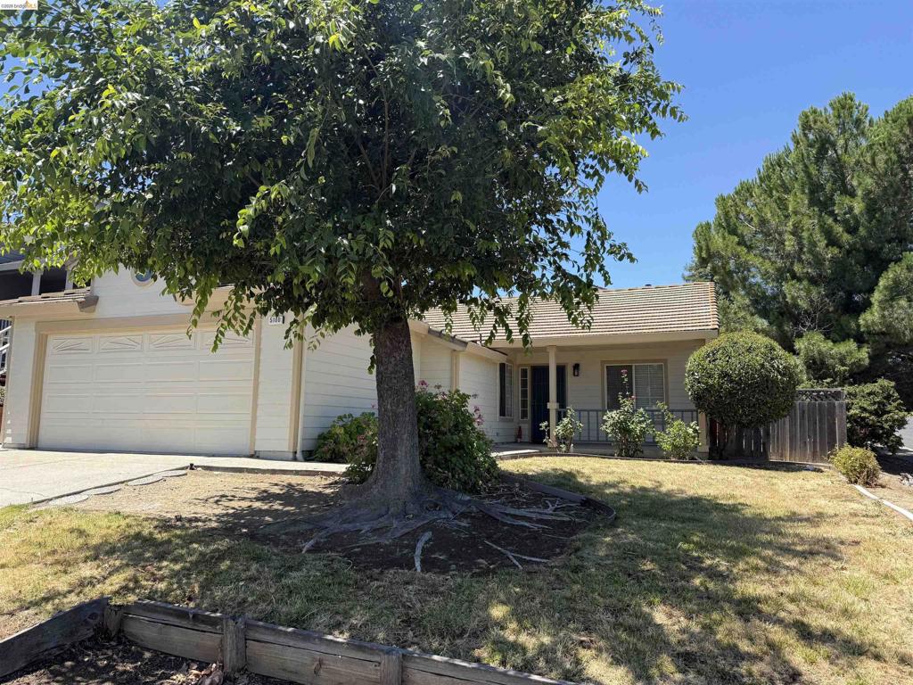 5100 Pawnee Drive Property Photo 1