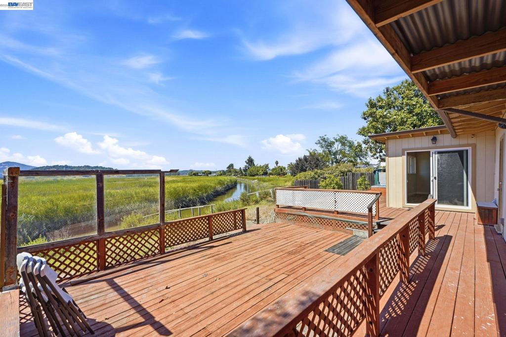 893 Bel Marin Keys Blvd Property Photo 14