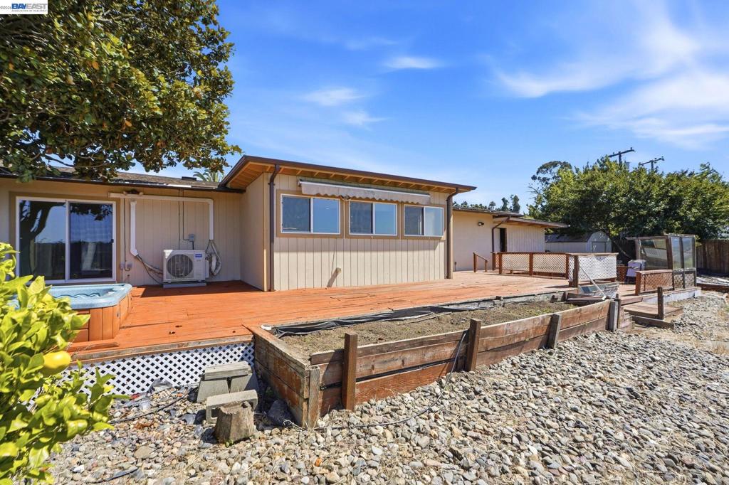893 Bel Marin Keys Blvd Property Photo 17