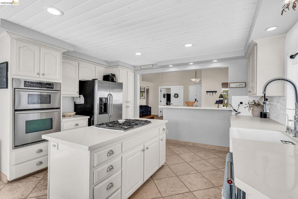 5331 Emerald Court Property Photo 14