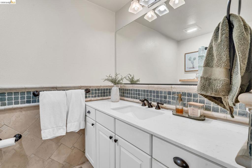 5331 Emerald Court Property Photo 24