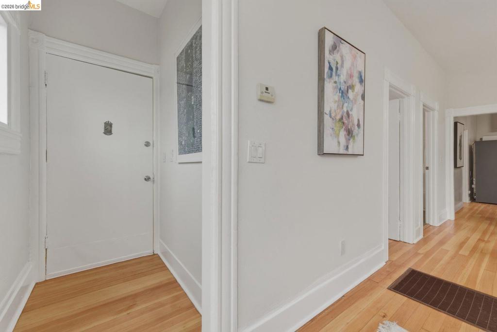1324 Burnett St Property Photo 3