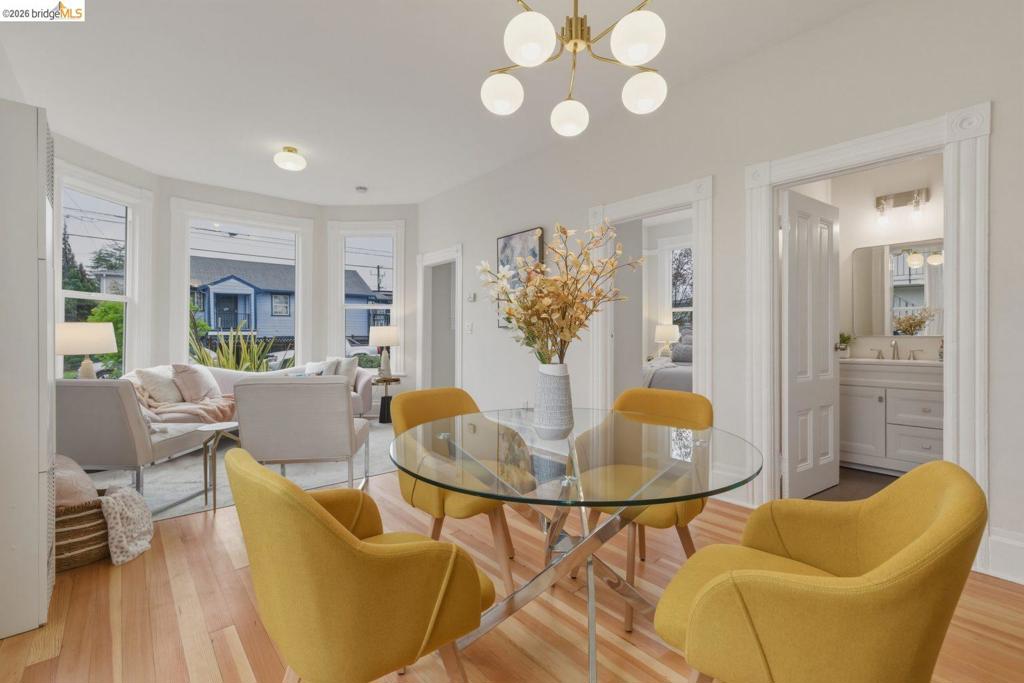 1324 Burnett St Property Photo 10
