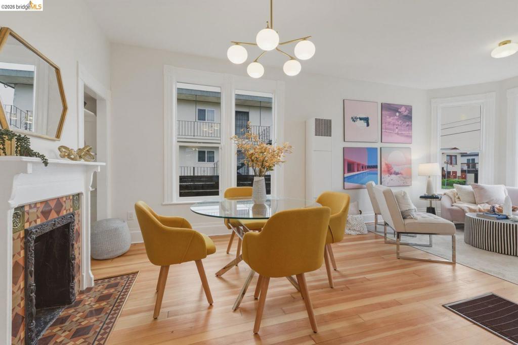 1324 Burnett St Property Photo 11