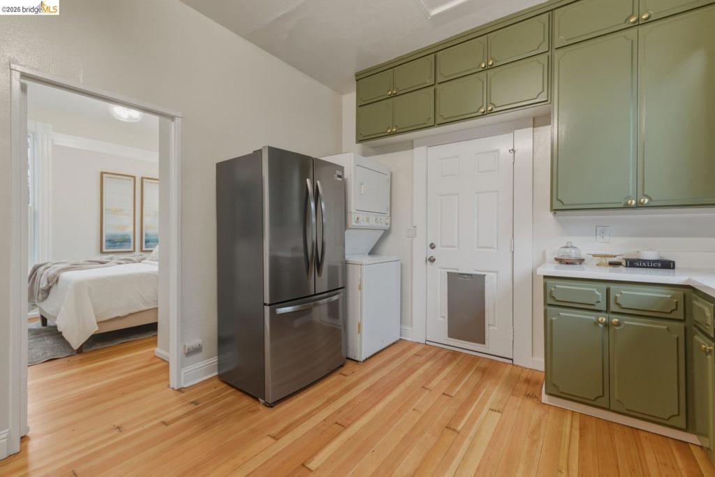 1324 Burnett St Property Photo 22