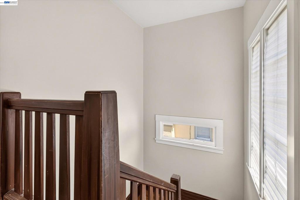 753 Warfield Ave Property Photo 20