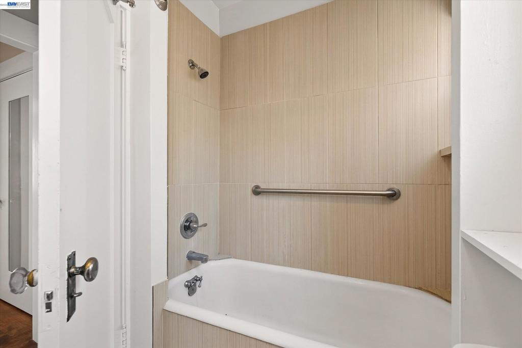 753 Warfield Ave Property Photo 25