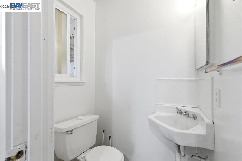 3836 3838 Dubac Way Property Photo 14