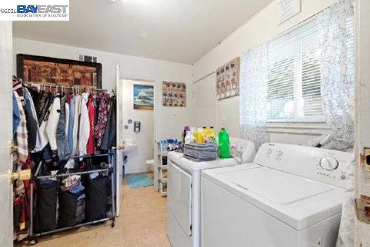 3836 3838 Dubac Way Property Photo 18